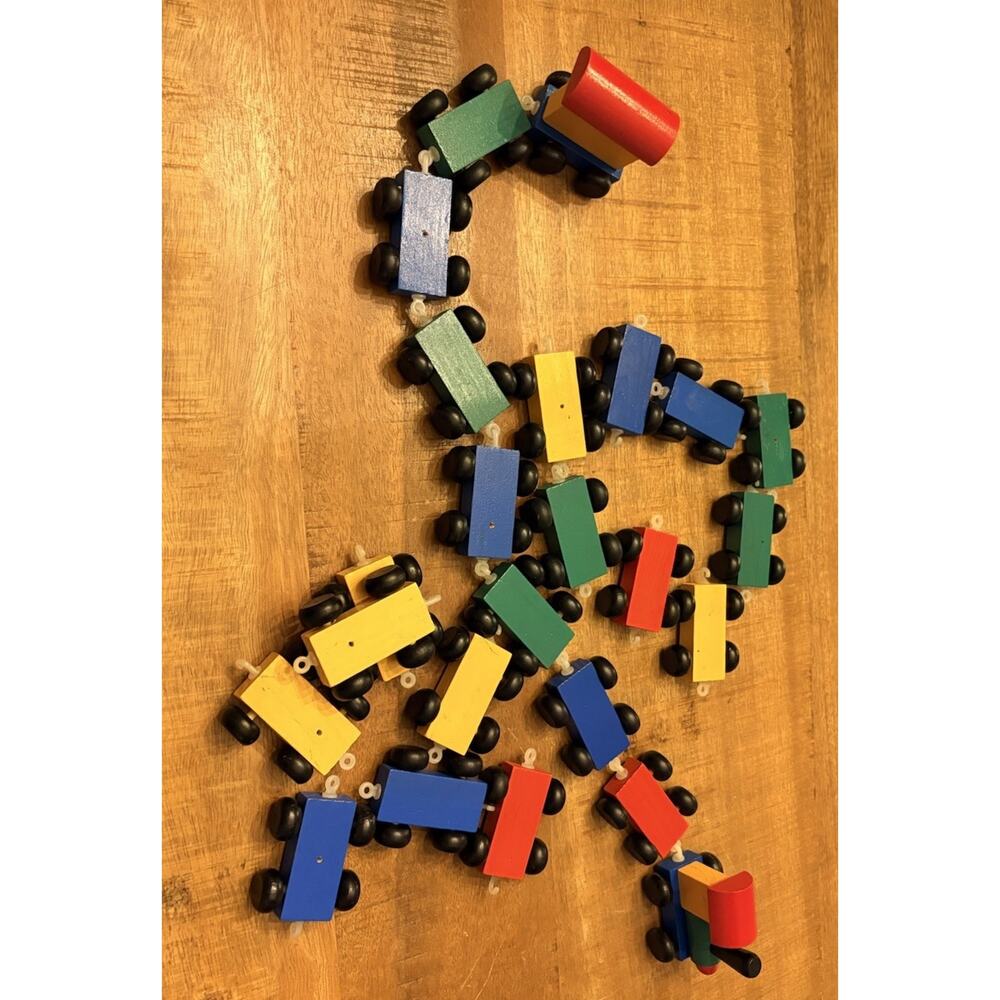 23 Wooden Primary Colors Train Cars Interlocking With Engine And Caboose
